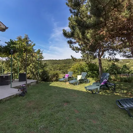 1 Bedroom Pet Friendly In Labin