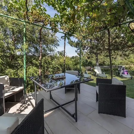 Apartman 1 Bedroom Pet Friendly In Labin Ripenda Kras